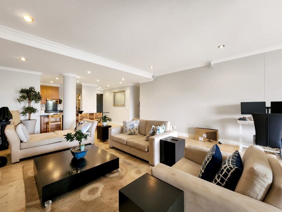 2 Bedroom Property for Sale in Mouille Point Western Cape